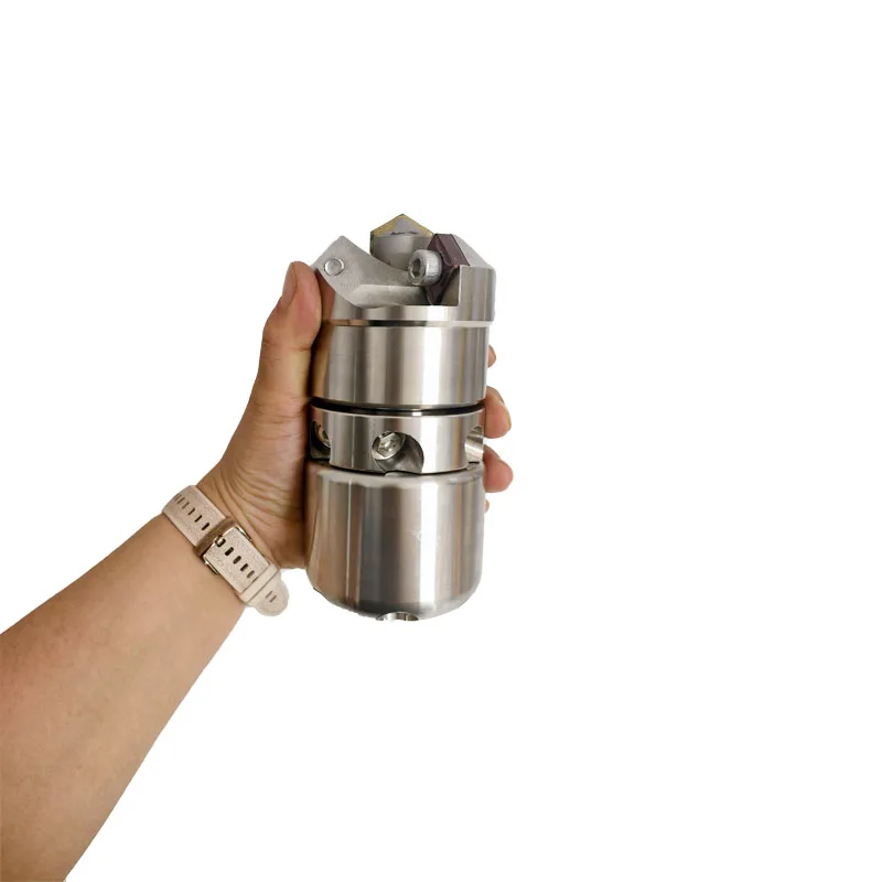 The Cement Nemesis High-pressure Nozzle with Rotating Alloy Blades Is Wear-resistant and Can Unclog Hard Objects in Sewer Pipes
The Cement Nemesis High-pressure Nozzle with Rotating Alloy Blades Is Wear-resistant and Can Unclog Hard Objects in Sewer Pipes