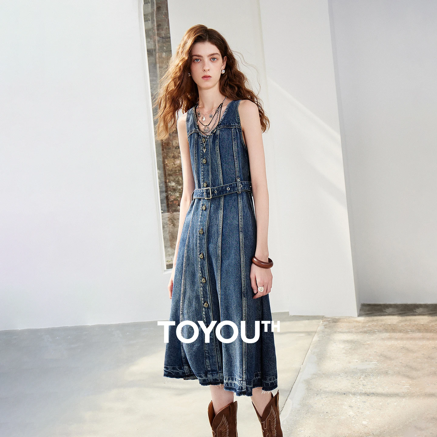 TOYOUTH Women 100% Lyocell Denim Dress 2026 Summer New V Neck Sleeveless Patchwork Midi Dress
TOYOUTH Women 100% Lyocell Denim Dress 2026 Summer New V Neck Sleeveless Patchwork Midi Dress