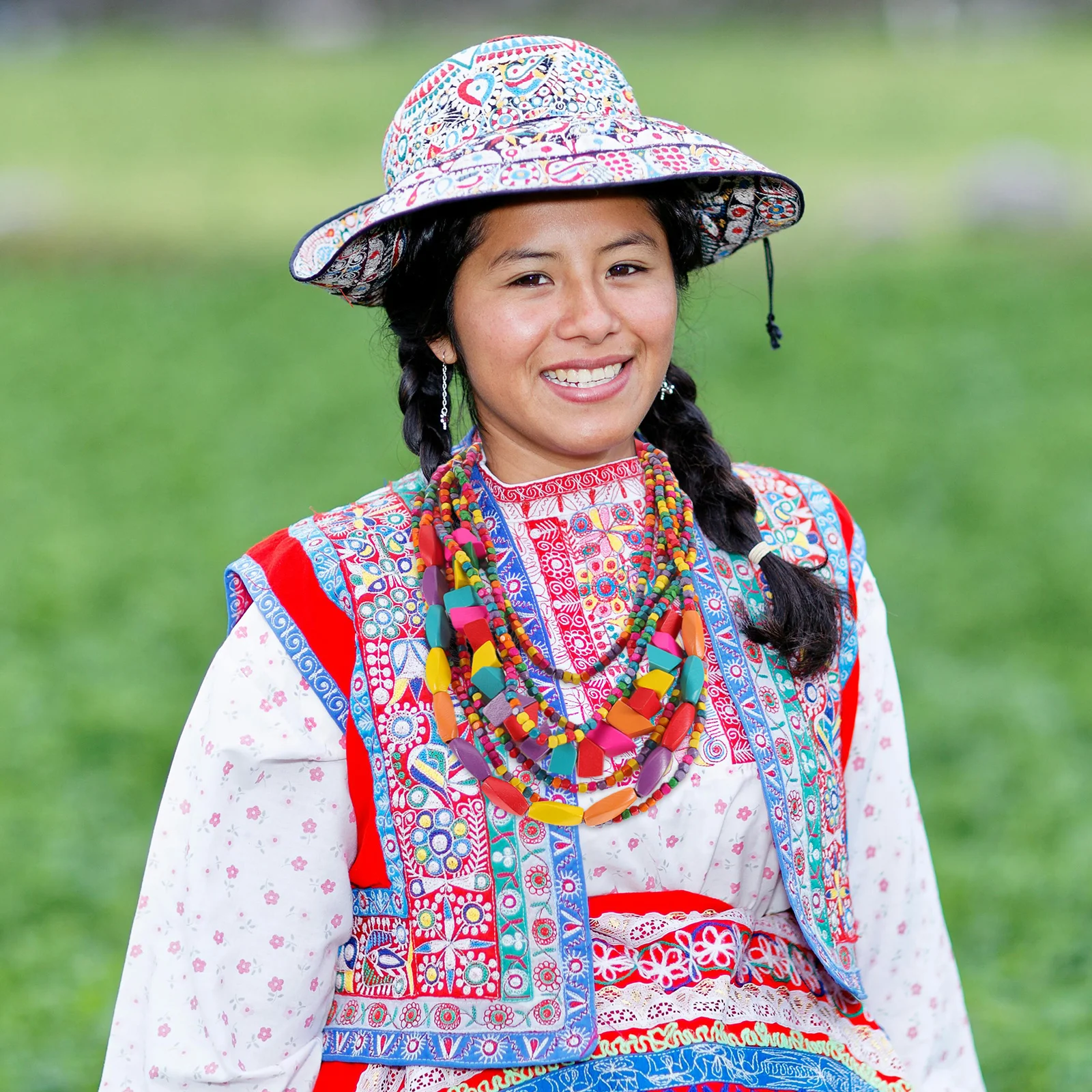 Multi Layered Chunky Beaded Necklace Vintage Boho African Ethnic Statement Collar for Women Handmade Colorful Wooden Beads
Multi Layered Chunky Beaded Necklace Vintage Boho African Ethnic Statement Collar for Women Handmade Colorful Wooden Beads