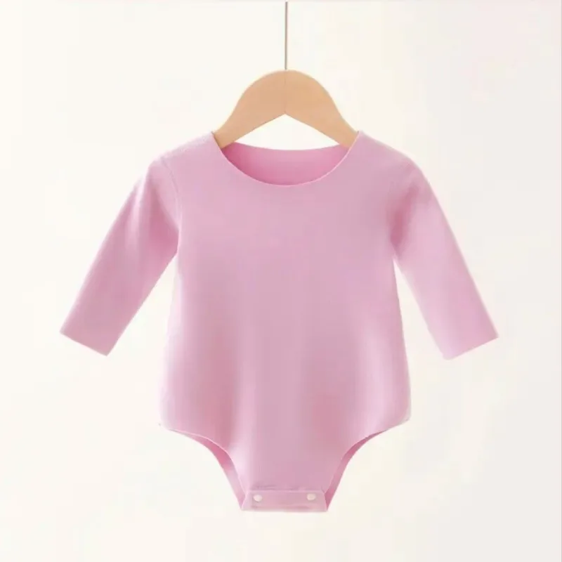 Новый немецкий велюровый комбинезон-боди для новорожденных, бесшовный ромпер-треугольник с защитой животика, мягкий теплый комбинезон для младенцев
Новый немецкий велюровый комбинезон-боди для новорожденных, бесшовный ромпер-треугольник с защитой животика, мягкий теплый комбинезон для младенцев