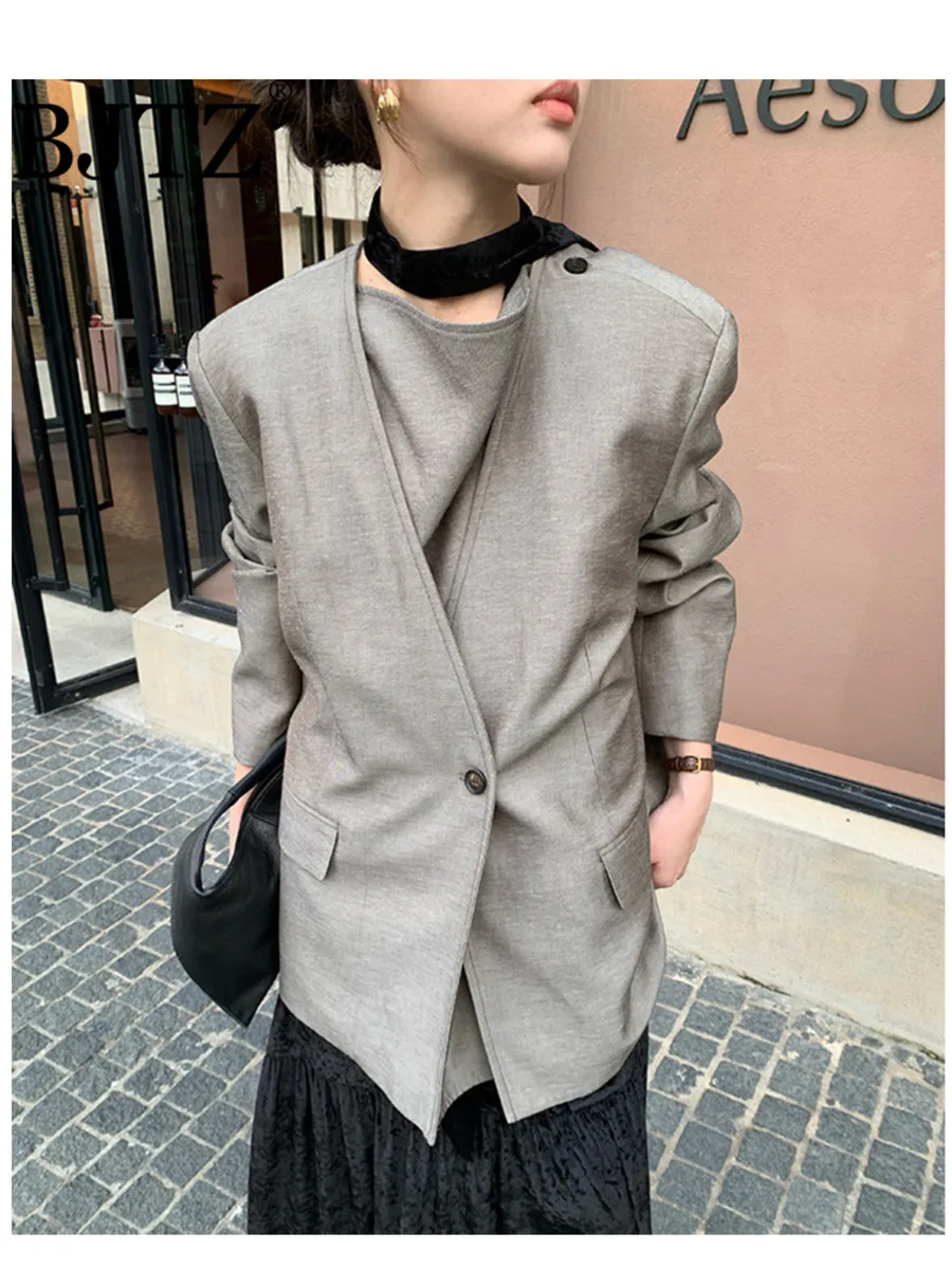 BJTZ Slanted Placket With One Button And Patchwork Suit Jacket For Woman 2025 Spring Autumn Temperament Designer Loose Fit Coat
BJTZ Slanted Placket With One Button And Patchwork Suit Jacket For Woman 2025 Spring Autumn Temperament Designer Loose Fit Coat