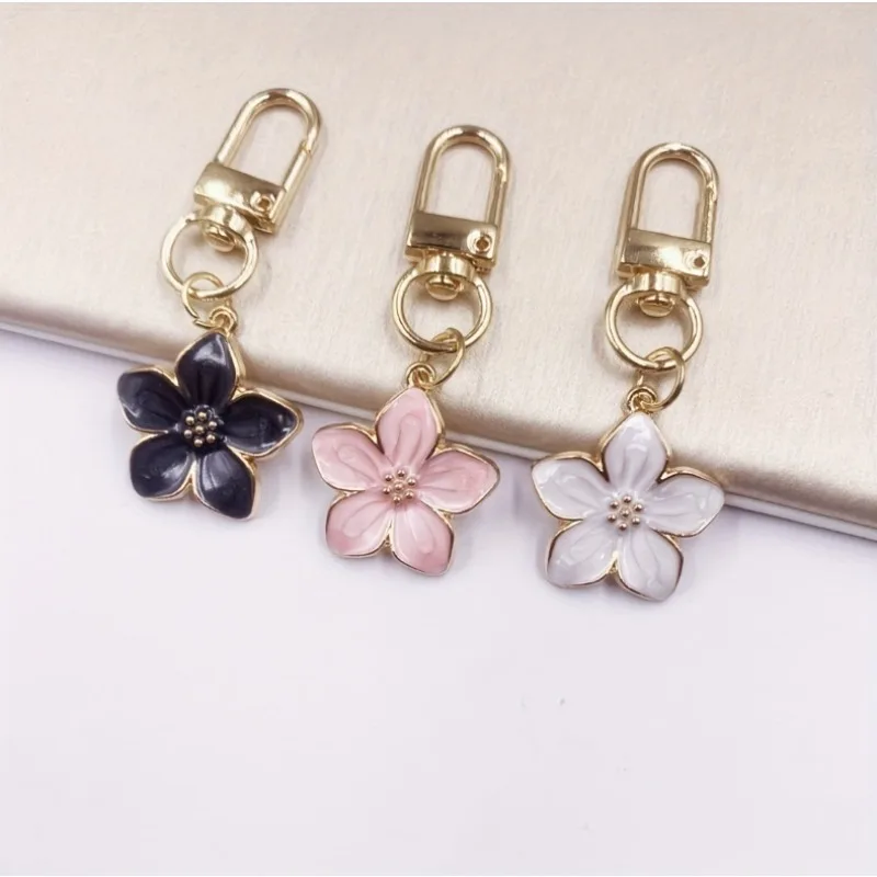 3pcs/set Bags Pendant Pear Blossom Keychain Cute Accessories Keychain Couple Matching Keyrings Pendant Small Gift
3pcs/set Bags Pendant Pear Blossom Keychain Cute Accessories Keychain Couple Matching Keyrings Pendant Small Gift