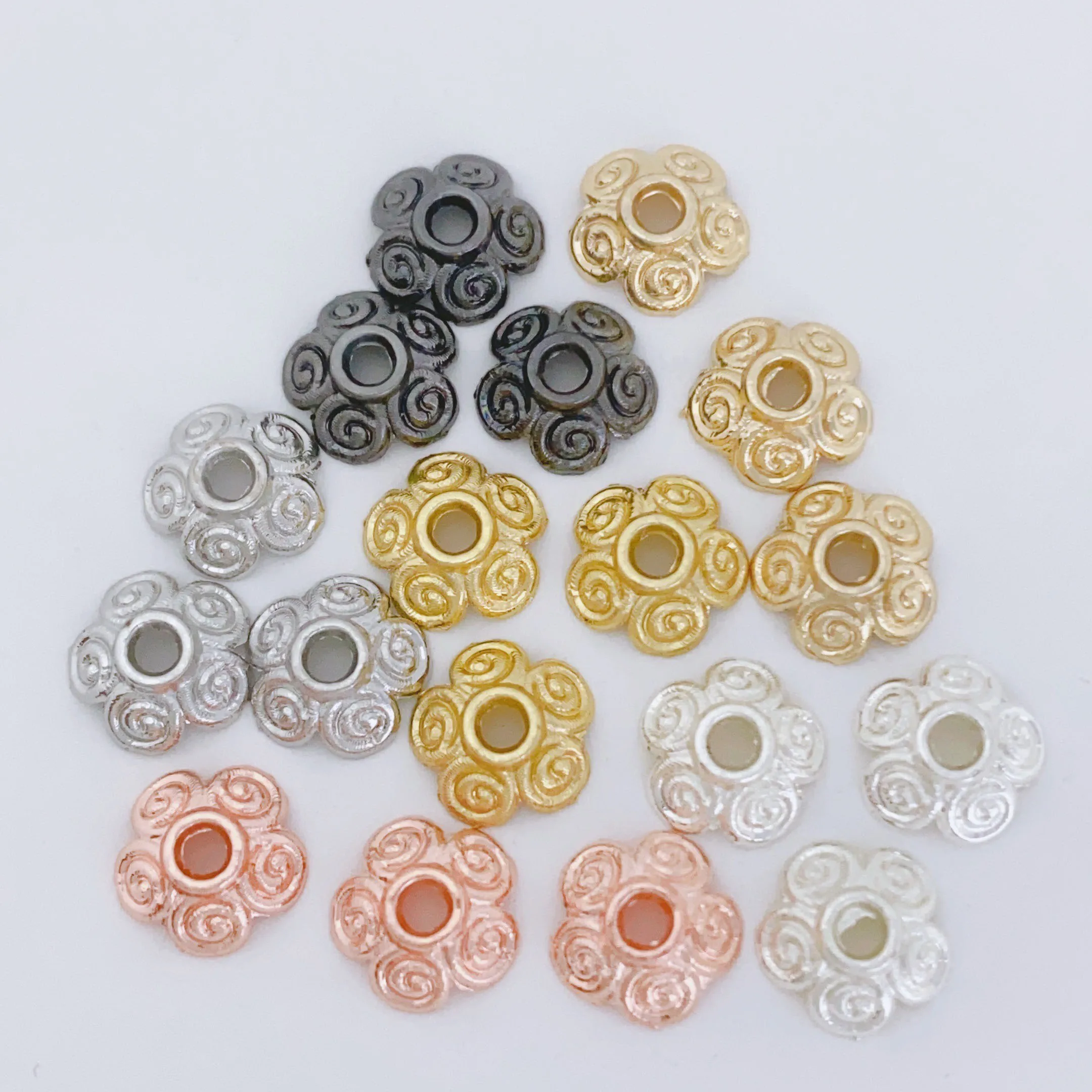 30 PCS DIY Pearl Bracelet Necklace Spacer Accessories Copper Plated Flower Cap Bead Holder Jewelry Making Materials Wholesale
30 PCS DIY Pearl Bracelet Necklace Spacer Accessories Copper Plated Flower Cap Bead Holder Jewelry Making Materials Wholesale