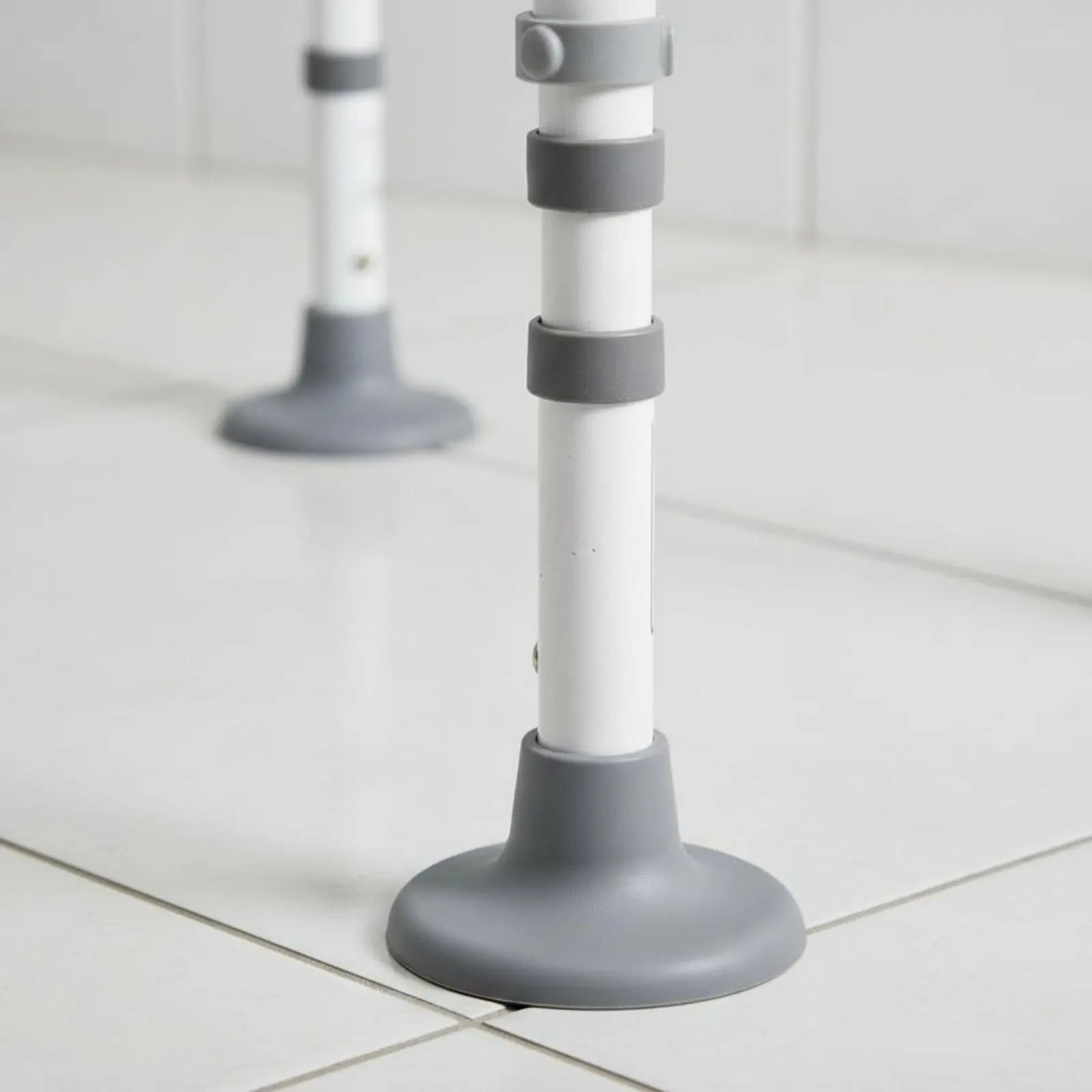 Toilet Safety Frame Anti-Slip Feet Toilet Support Stand Commode Assist Handle Unrestricted-Standing Design Sturdy Duty for Women
Toilet Safety Frame Anti-Slip Feet Toilet Support Stand Commode Assist Handle Unrestricted-Standing Design Sturdy Duty for Women