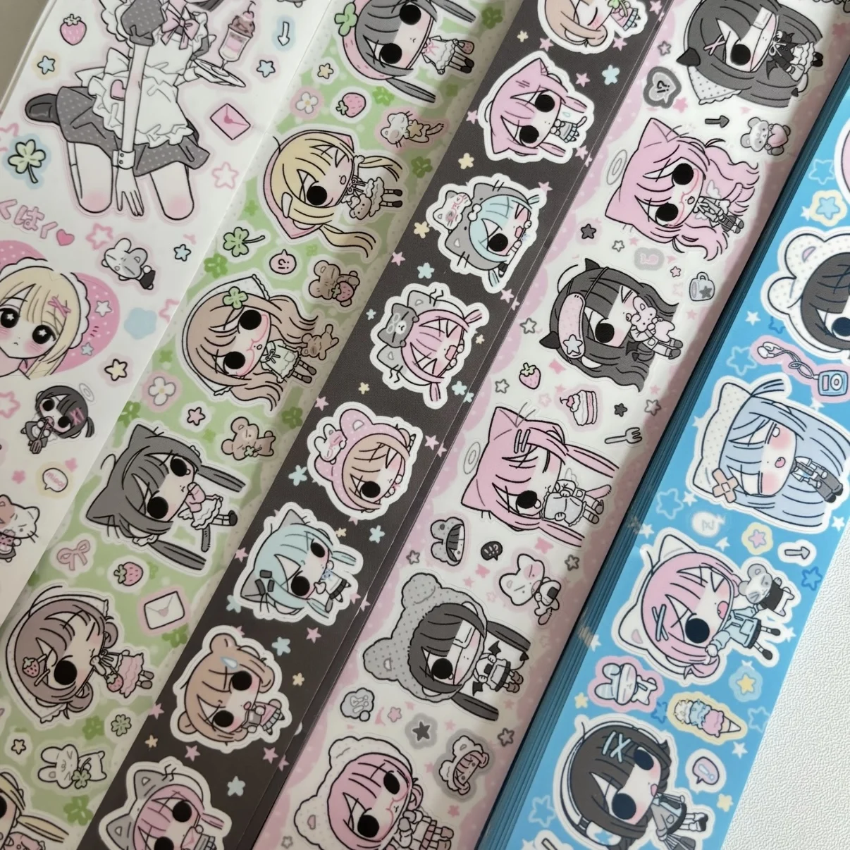 Japanese Cute Sticker Melo Original Sticker Roll Blue Signal Character Die Cutting Tape Repackaged Handbook Decorative Sticker
Japanese Cute Sticker Melo Original Sticker Roll Blue Signal Character Die Cutting Tape Repackaged Handbook Decorative Sticker