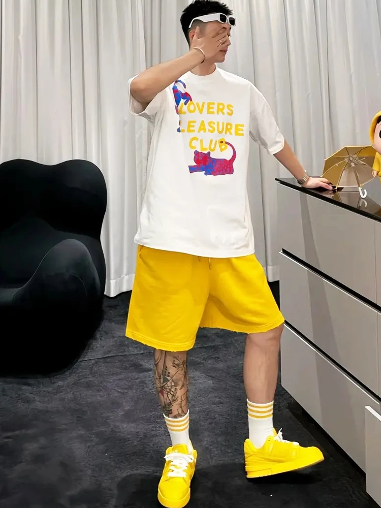 American Casual Couple Style Summer Short Sleeve T-Shirt And Shorts Set for Men Zoo Letter Print Comfortable Sportswear
American Casual Couple Style Summer Short Sleeve T-Shirt And Shorts Set for Men Zoo Letter Print Comfortable Sportswear