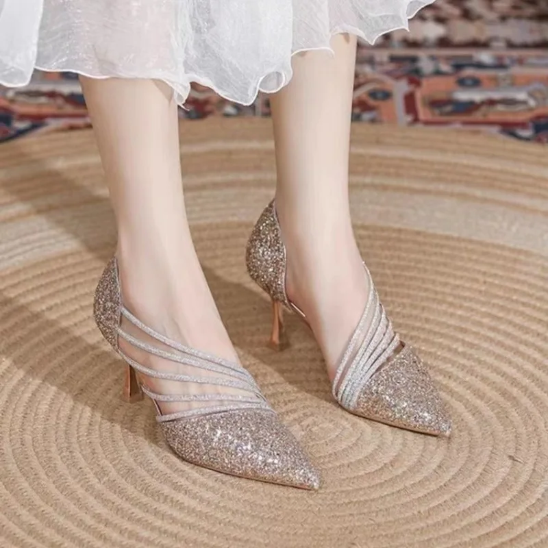 Sexy Pointed Toe Champagne Ladies High Heels New Shiny Crystal Wedding Bridal Shoes Simple and Elegant Women's Dress Shoes
Sexy Pointed Toe Champagne Ladies High Heels New Shiny Crystal Wedding Bridal Shoes Simple and Elegant Women's Dress Shoes