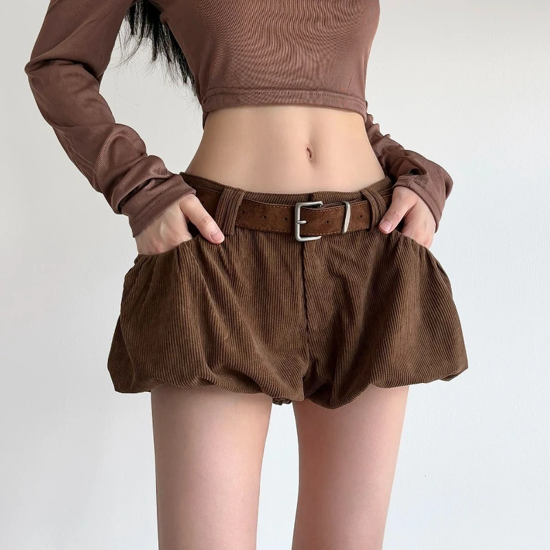 Corduroy Vintage Low Waist Button Brown Bud Shorts Women's Street Versatile Loose Casual Pants
Corduroy Vintage Low Waist Button Brown Bud Shorts Women's Street Versatile Loose Casual Pants