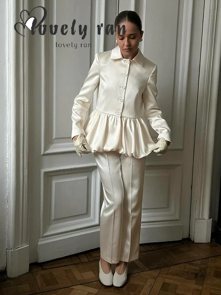 Casual Satin 2 Piece Suit Women Chic O-neck Full Sleeve Single Breasted Ruffle Hem Jacket Long Pant 2025 Spring Lady Sets
Casual Satin 2 Piece Suit Women Chic O-neck Full Sleeve Single Breasted Ruffle Hem Jacket Long Pant 2025 Spring Lady Sets