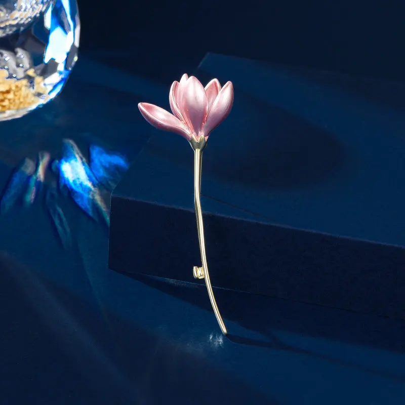 Lily Flower Brooch National Trend Chinese Style Elegant Temperament Brooch Sweater Cardigan Simple Pin Cheongsam Hanfu Accessory
Lily Flower Brooch National Trend Chinese Style Elegant Temperament Brooch Sweater Cardigan Simple Pin Cheongsam Hanfu Accessory