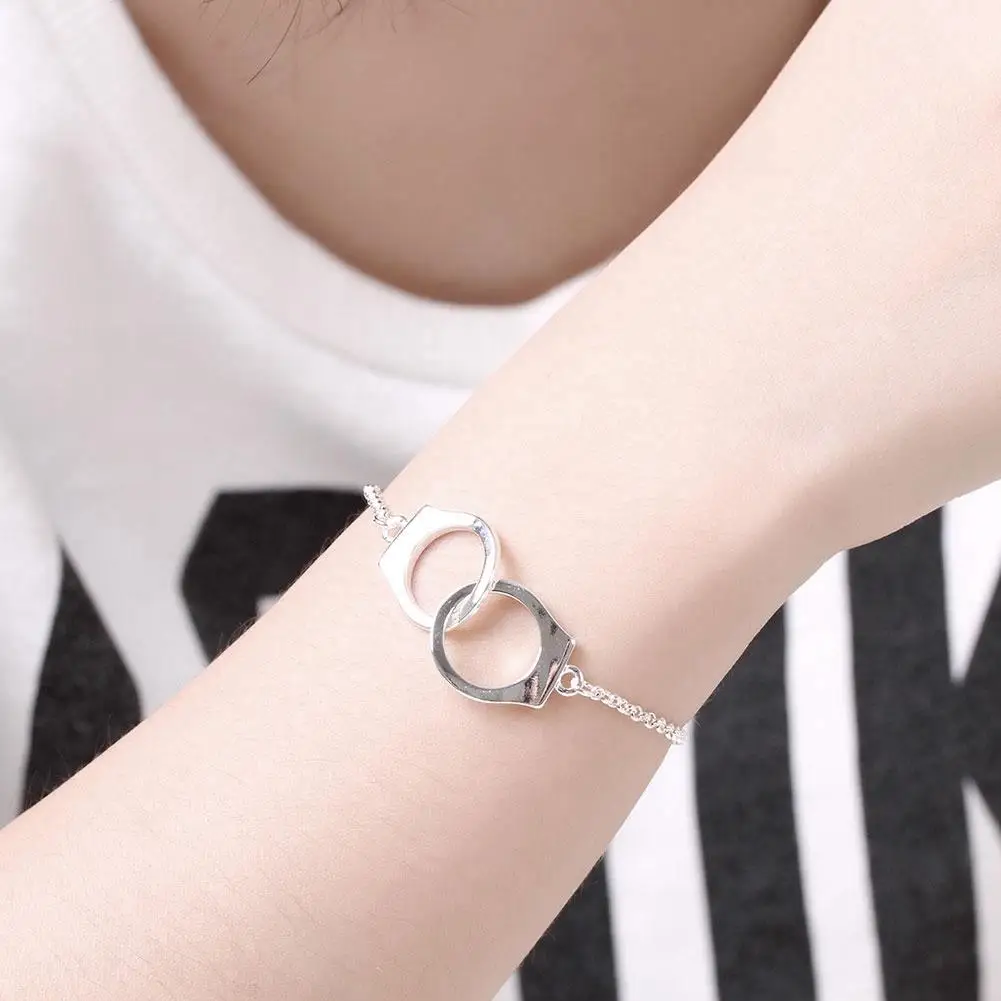 Women 925 Sterling Silver Bracelet Jewelry Fashion Favorite Gift Creative Romantic European Style For Lady Girl Wedding Party
Women 925 Sterling Silver Bracelet Jewelry Fashion Favorite Gift Creative Romantic European Style For Lady Girl Wedding Party