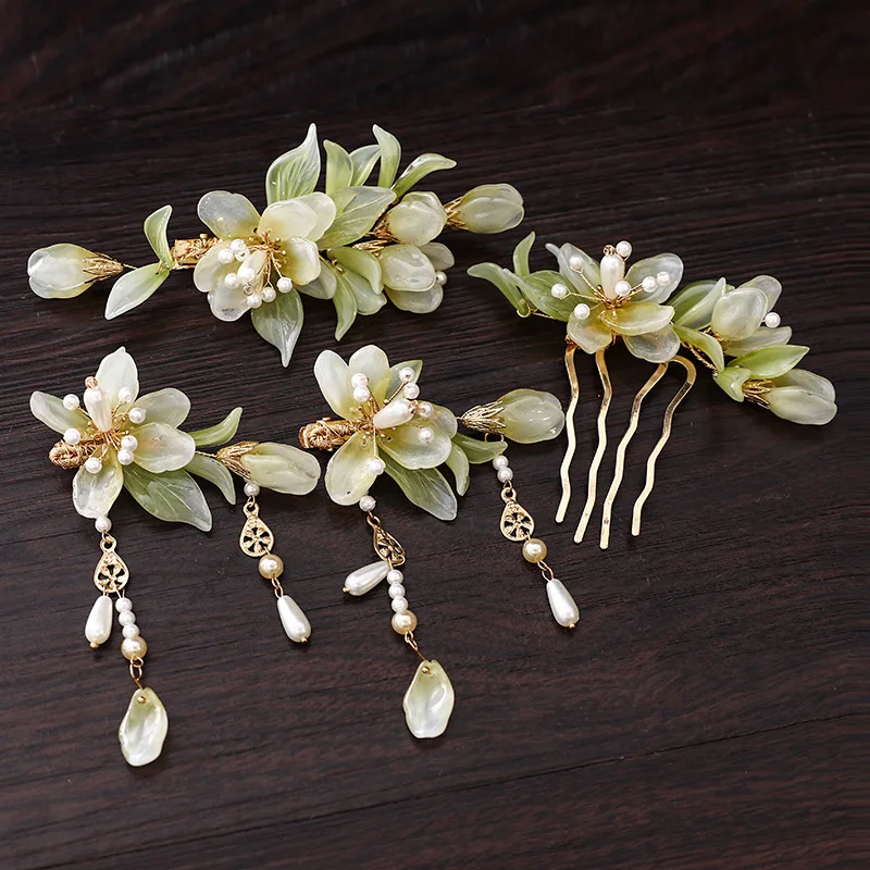 Chinese Han Hair Stick Glazed Flower Hair Comb Set Tassel Step Shake Set Headdress Women Hair Accessories
Chinese Han Hair Stick Glazed Flower Hair Comb Set Tassel Step Shake Set Headdress Women Hair Accessories