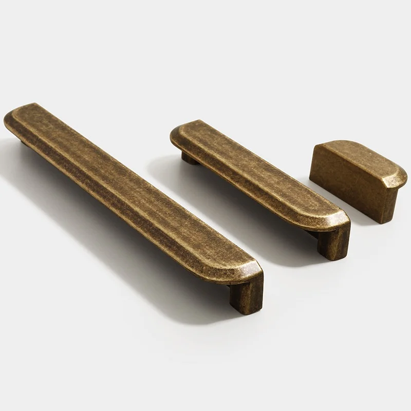 2pcs Nordic Closet Door Pull Handles Retro Bronze Kitchen Coffee Cabinet Door Drawer Knob Handles Long Cupboard Wardrobe Pulls
2pcs Nordic Closet Door Pull Handles Retro Bronze Kitchen Coffee Cabinet Door Drawer Knob Handles Long Cupboard Wardrobe Pulls