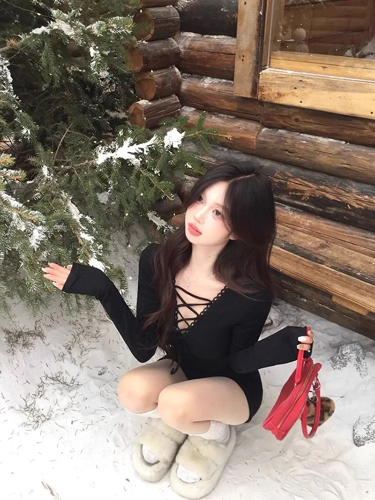 Long Sleeve T-Shirts Womens Off Shoulder Gothic Clothing Oversized Casual Crop Tops 2025 Y2K Aesthetic Japanese Streetwear
Long Sleeve T-Shirts Womens Off Shoulder Gothic Clothing Oversized Casual Crop Tops 2025 Y2K Aesthetic Japanese Streetwear