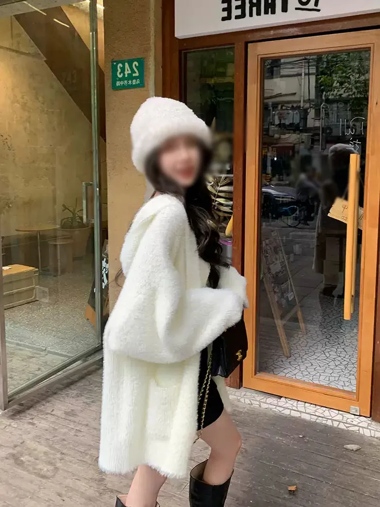 White Mink Velvet Hooded Knitted Open Cardigan Women's Loose Lazy Thiened Fufu Sweater Coat Autumn Winter Polyester Fiber
White Mink Velvet Hooded Knitted Open Cardigan Women's Loose Lazy Thiened Fufu Sweater Coat Autumn Winter Polyester Fiber