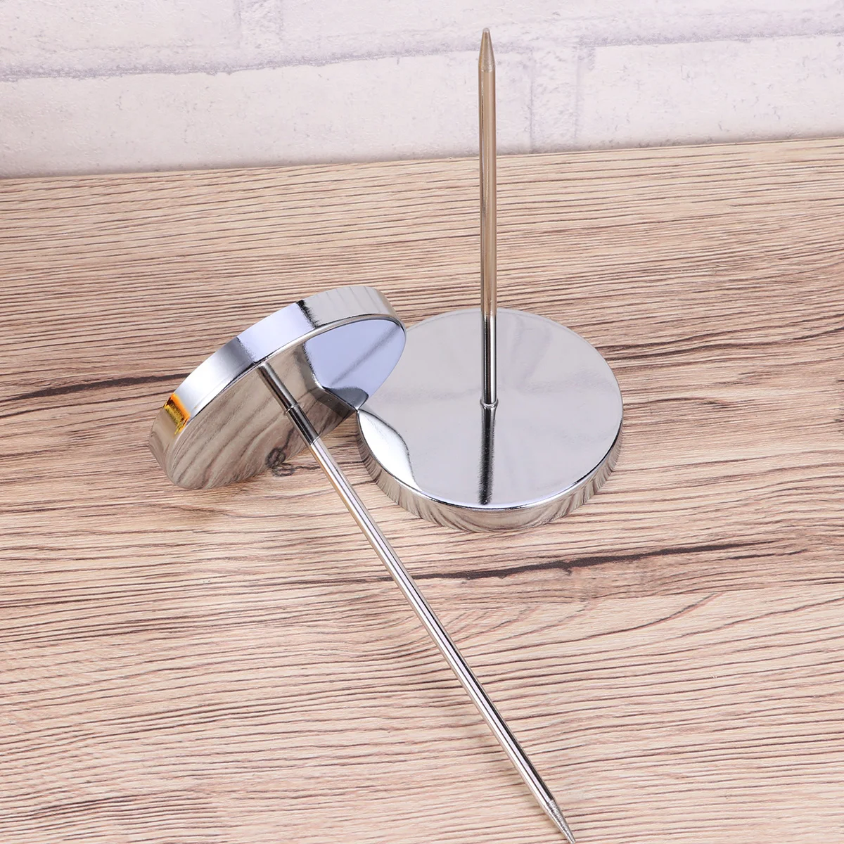 Sturdy Round Base Single Thick Rod Premium Metal Receipt Spike Memo Holder for Restaurant Office
Sturdy Round Base Single Thick Rod Premium Metal Receipt Spike Memo Holder for Restaurant Office