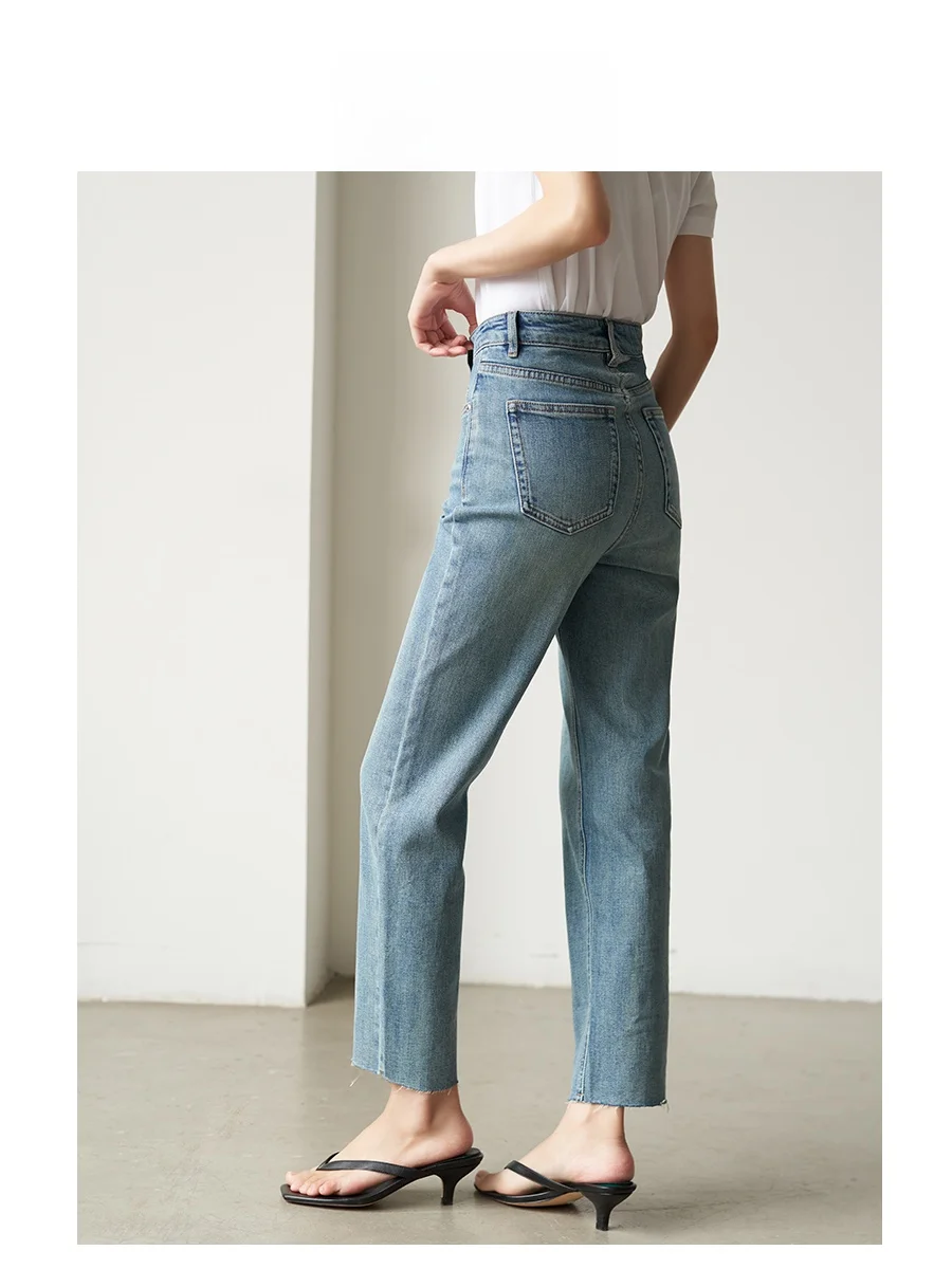 High Waist Commuter Style Women's Jeans Slimming Leg Effect Spring Autumn Cotton Stretch Denim Light Wash Zipper Closure
High Waist Commuter Style Women's Jeans Slimming Leg Effect Spring Autumn Cotton Stretch Denim Light Wash Zipper Closure