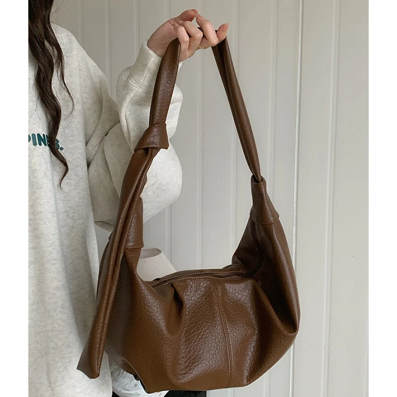 Women Large Capacity Vintage Soft Leather Ruched Dumpling Bag Lady Korean Style Casual Messenger Bag Female Daily Shoulder Bags
Women Large Capacity Vintage Soft Leather Ruched Dumpling Bag Lady Korean Style Casual Messenger Bag Female Daily Shoulder Bags