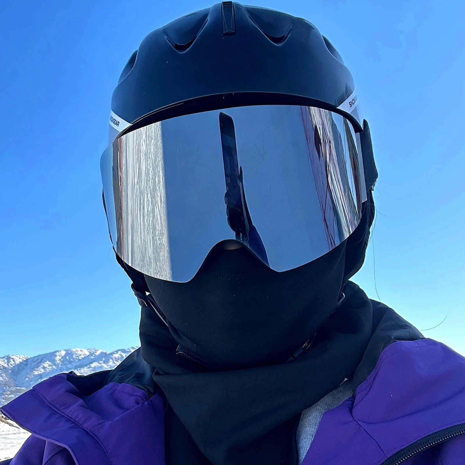 LOCLE Cylindrical Ski Goggles Men Women Snowboard Mask Skiing Eyewear Frameless UV400 OTG Snow Protection Double Layers Anti-Fog
LOCLE Cylindrical Ski Goggles Men Women Snowboard Mask Skiing Eyewear Frameless UV400 OTG Snow Protection Double Layers Anti-Fog