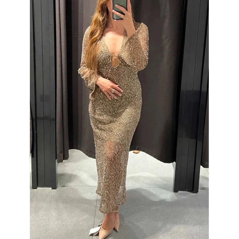 Sexy Chic Solid Color V Neck Long Sleeve Sequin Shift Dress for Women Elegant Beach Party Summer Fashion 2025 Chic Elegant Dress
Sexy Chic Solid Color V Neck Long Sleeve Sequin Shift Dress for Women Elegant Beach Party Summer Fashion 2025 Chic Elegant Dress