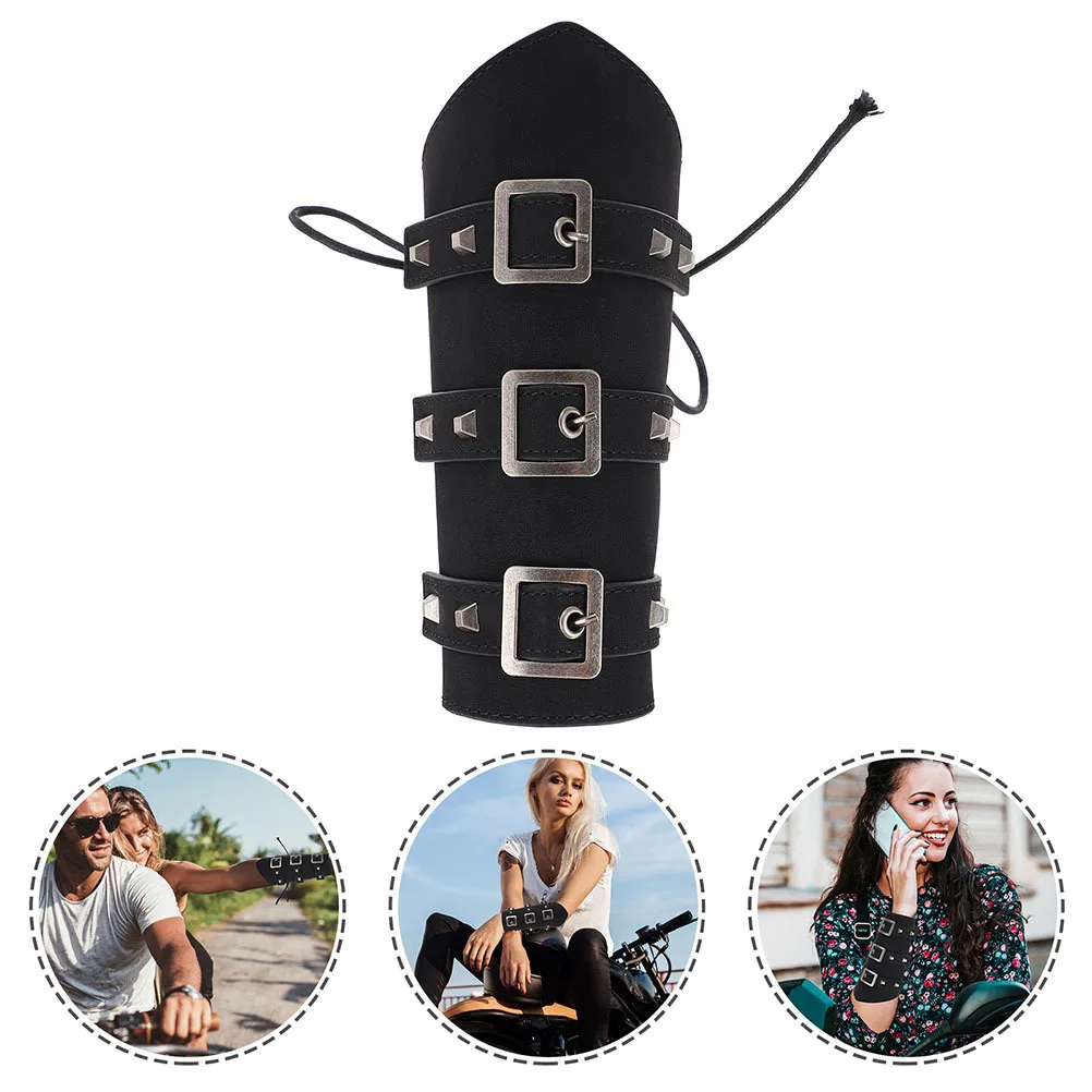 1pcs Punk Imitation Wristband Unique Arm Bands For Cosplay Festival Party Role Play Gothic Armor Accessory Props
1pcs Punk Imitation Wristband Unique Arm Bands For Cosplay Festival Party Role Play Gothic Armor Accessory Props