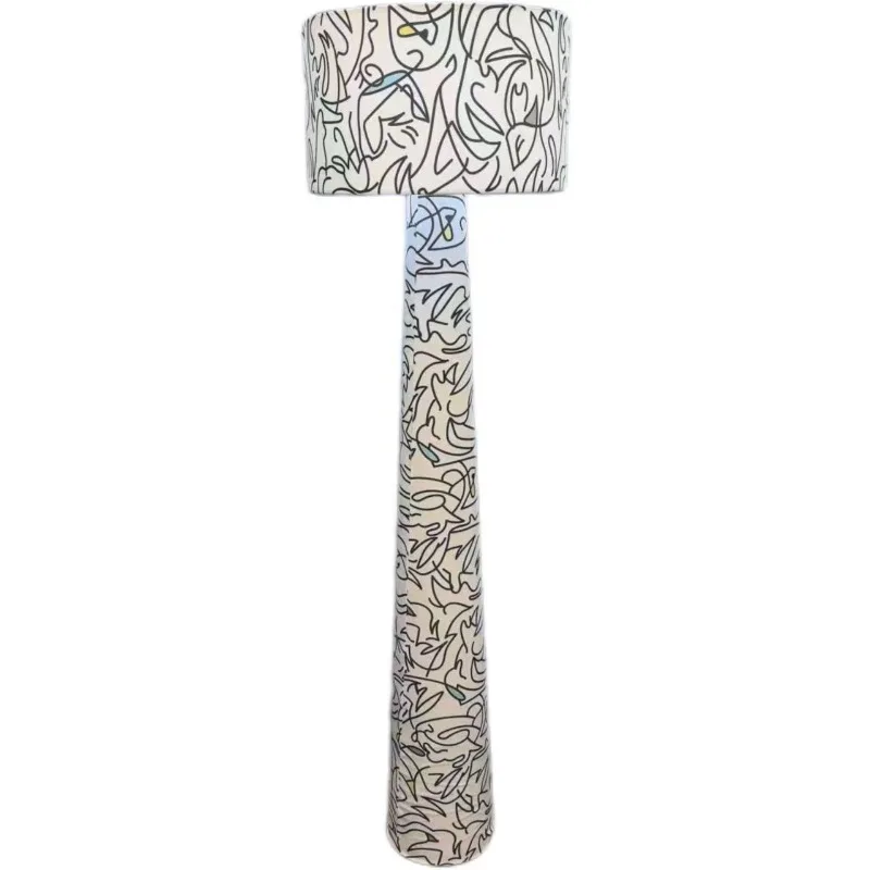 Pattern floor lamp Bedroom floor lamp French study decorative lamp
Pattern floor lamp Bedroom floor lamp French study decorative lamp