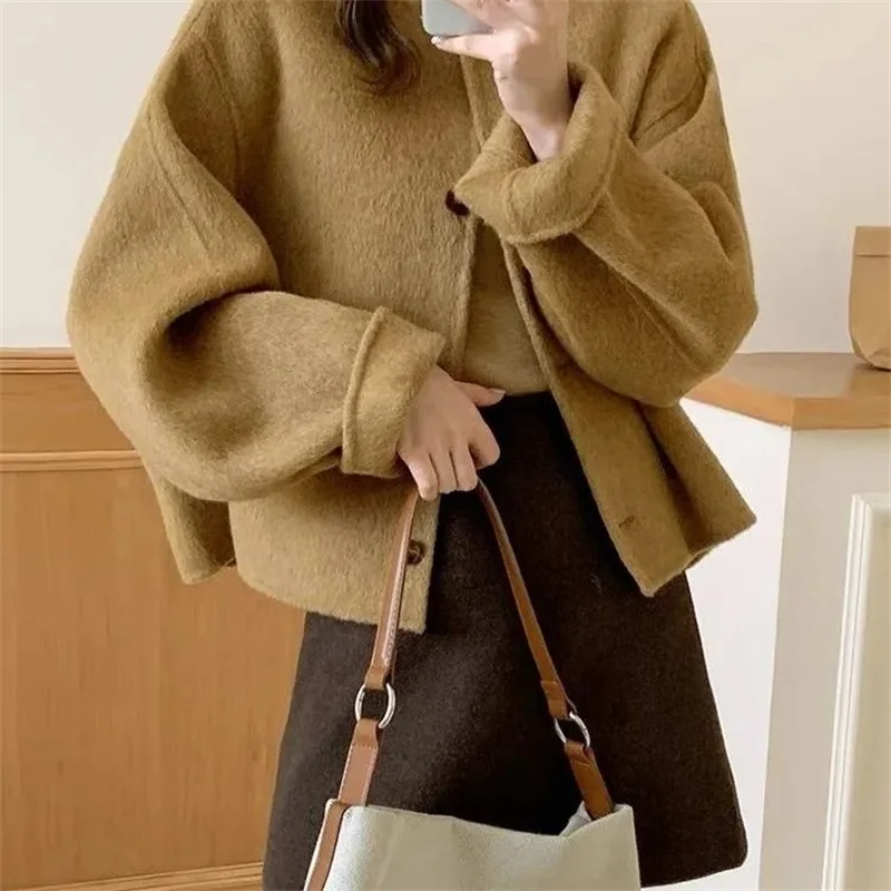 Spring Autumn Lady Long Sleeves Double Sided Wool Jacket 2025 Advanced Women Round Neck Coat Korean Female Solid Color Outwear
Spring Autumn Lady Long Sleeves Double Sided Wool Jacket 2025 Advanced Women Round Neck Coat Korean Female Solid Color Outwear