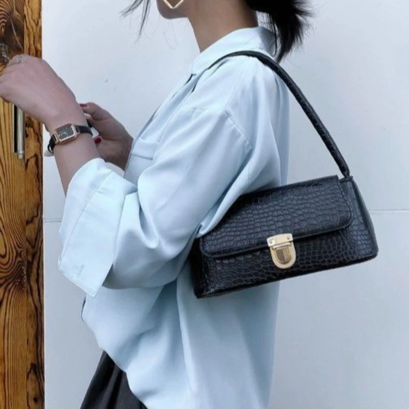 Luxury Design Crossbody Bags for Women 2026 New Fashion Brand Women's Underarm Shoulder Bag Solid Color Ladies Handbag and Purse
Luxury Design Crossbody Bags for Women 2026 New Fashion Brand Women's Underarm Shoulder Bag Solid Color Ladies Handbag and Purse