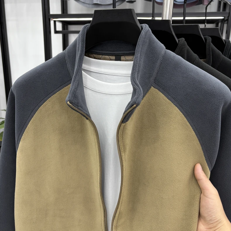 2025 Autumn/winter Hoodie Men's Fleece Warm Stand Up Collar Jacket Trendy Color Blocked Zipper Jacket Cardigan Outerwear
2025 Autumn/winter Hoodie Men's Fleece Warm Stand Up Collar Jacket Trendy Color Blocked Zipper Jacket Cardigan Outerwear