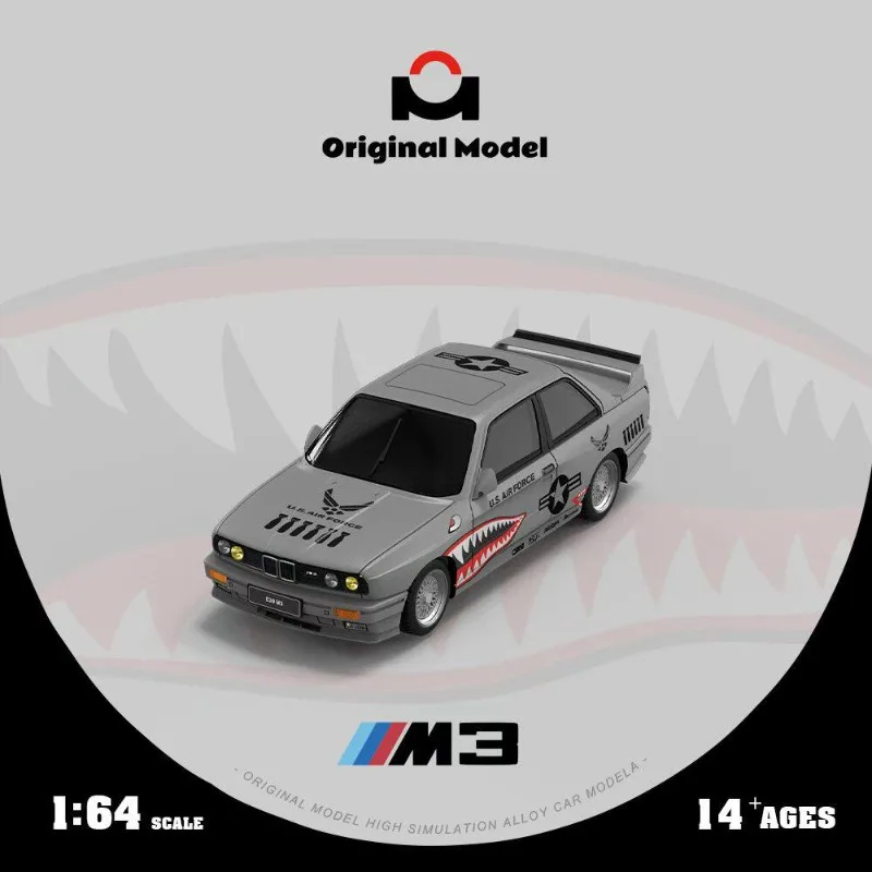 Original Model 1: 64-piece BMW M3 E30 die-cast alloy car model, a gift toy for friends, an adult collection piece.
Original Model 1: 64-piece BMW M3 E30 die-cast alloy car model, a gift toy for friends, an adult collection piece.
