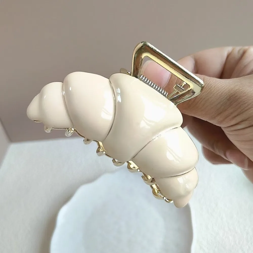 Cute Hair Clip Croissant Hair Grab Hairpin Shark Clip Cute Bread Hair Claw Headwear Geometry Metal Shark Clip Streetwear
Cute Hair Clip Croissant Hair Grab Hairpin Shark Clip Cute Bread Hair Claw Headwear Geometry Metal Shark Clip Streetwear