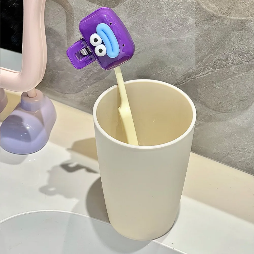 Dopamine Travel Toothbrush Storage Clip Portable Electric Toothbrush Protective Cover Plastic Toothbrush Box
Dopamine Travel Toothbrush Storage Clip Portable Electric Toothbrush Protective Cover Plastic Toothbrush Box