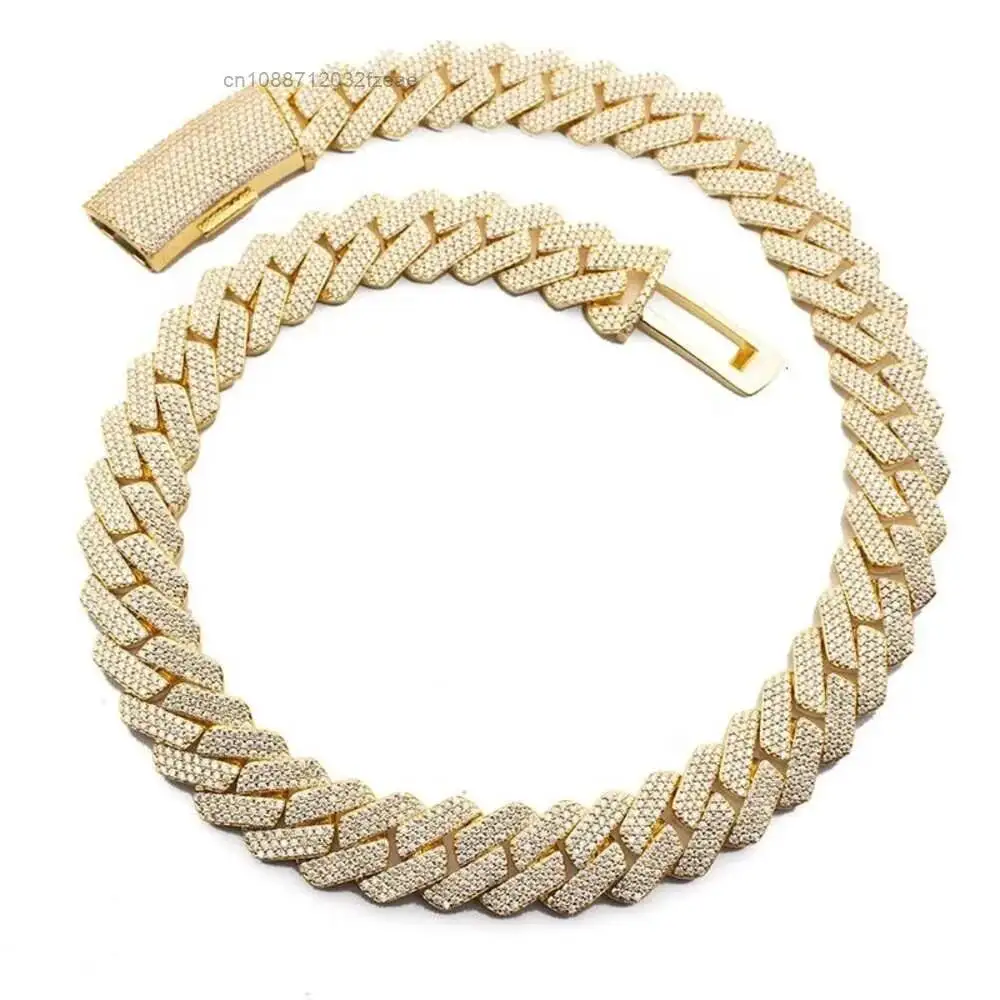 Luxury Hand Setting Hip Hop Iced Out Yellow Gold Vvs Moissanite Diamond 10k Gold Cuban Link Chain.
Luxury Hand Setting Hip Hop Iced Out Yellow Gold Vvs Moissanite Diamond 10k Gold Cuban Link Chain.