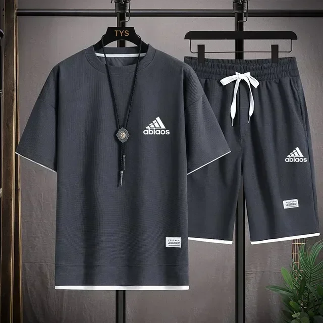 Fashionable men's short-sleeved T-shirt sportswear set, new 2026 summer outdoor men's pullover + jogging shorts 2-piece set
Fashionable men's short-sleeved T-shirt sportswear set, new 2026 summer outdoor men's pullover + jogging shorts 2-piece set