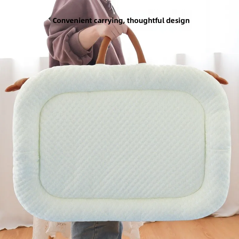 Универсальная кровать для собак Four Seasons, коврик для домашних животных, легко чистится, не скользящие волосы, прочный против укусов и гнезда для собак
Универсальная кровать для собак Four Seasons, коврик для домашних животных, легко чистится, не скользящие волосы, прочный против укусов и гнезда для собак