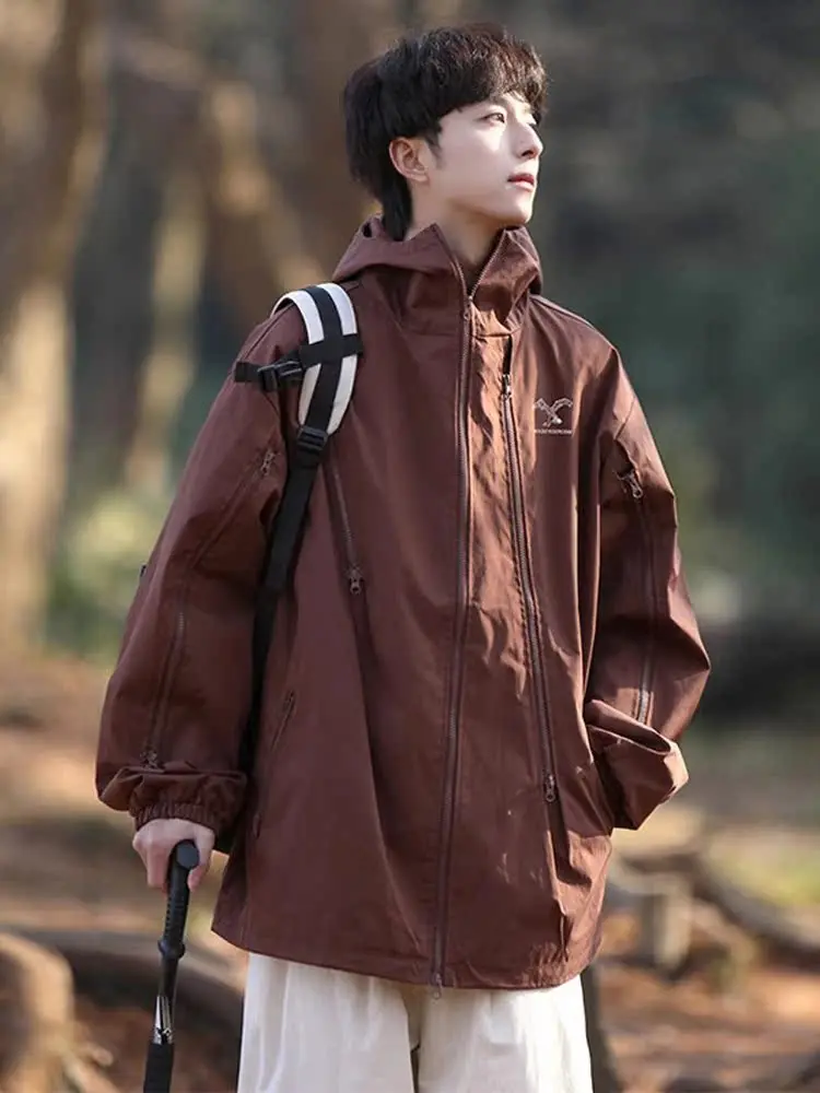 Мужская куртка для альпинизма American Style с капюшоном, водонепроницаемая, из полиэстера, с длинными рукавами, свободного кроя, молодежная, модная, осенняя одежда
Мужская куртка для альпинизма American Style с капюшоном, водонепроницаемая, из полиэстера, с длинными рукавами, свободного кроя, молодежная, модная, осенняя одежда