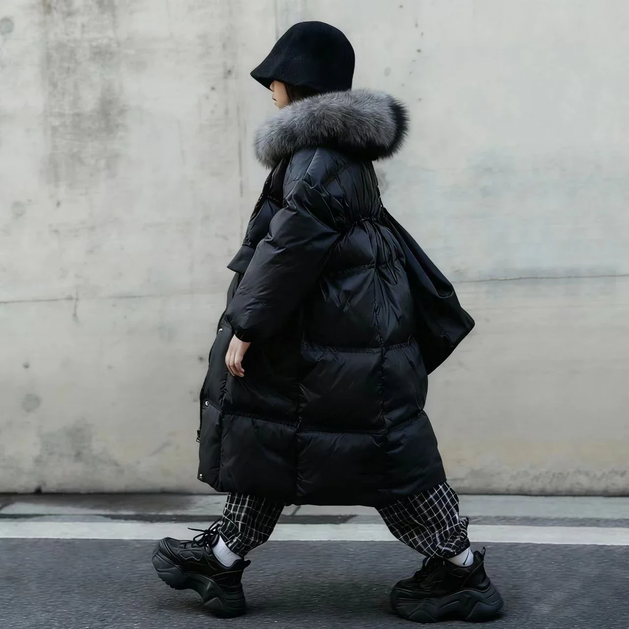 Winter Children's Clothing Extended Down Coat Hooded Natural Fur Collar Girls' Coat Warm Thick Teenage Long Parkas RM209
Winter Children's Clothing Extended Down Coat Hooded Natural Fur Collar Girls' Coat Warm Thick Teenage Long Parkas RM209