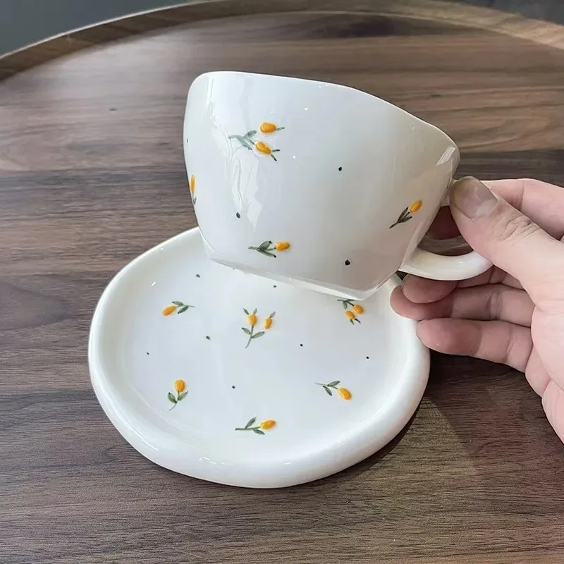 Ins ручная кофейная чашка, изысканная ретро-керамическая тарелка для фруктовой кофейной чашки
Ins ручная кофейная чашка, изысканная ретро-керамическая тарелка для фруктовой кофейной чашки