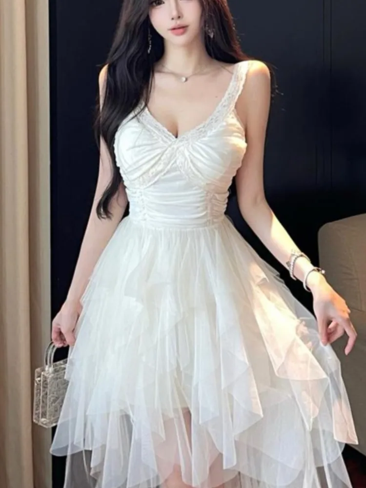 Patchwork V Neck Sleeveless Slim Elegant Backless 2025 Spring Summer Women's Short Front Long Back Party White Sing Dress
Patchwork V Neck Sleeveless Slim Elegant Backless 2025 Spring Summer Women's Short Front Long Back Party White Sing Dress