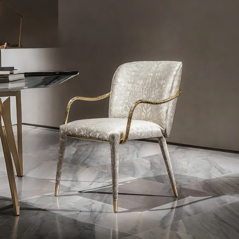 Light luxury modern fashion high-end leather dining chair designer high-end art living room home creative brass armchair
Light luxury modern fashion high-end leather dining chair designer high-end art living room home creative brass armchair