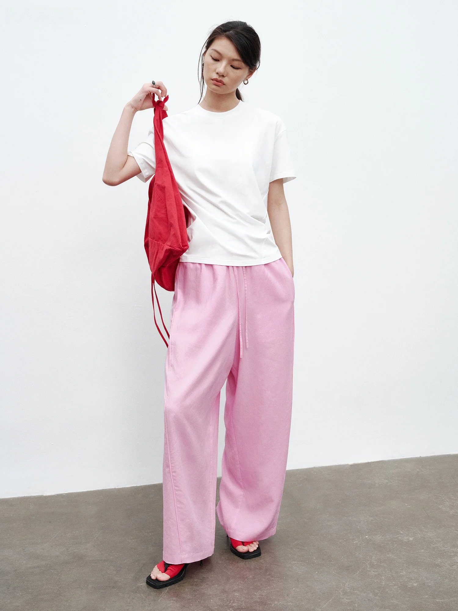 Lightweight kuco Silk Cotton round Ne T-irt Versatile Basic Simple Sle Summer Women's Faion Straight Cut ort Sve
Lightweight kuco Silk Cotton round Ne T-irt Versatile Basic Simple Sle Summer Women's Faion Straight Cut ort Sve