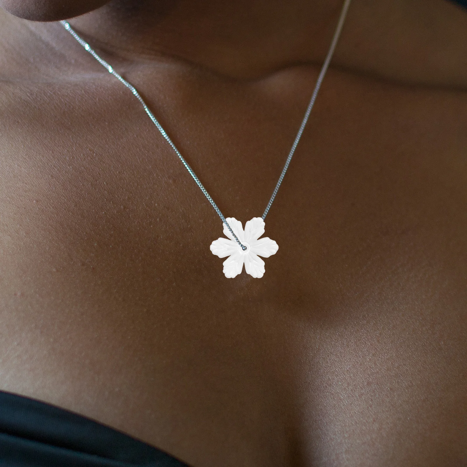 100pcs Acrylic Flower Jewelry Charms Pendant DIY Charms Pendant Durable Sturdy Creative Flower Shape Simple Color Elegant
100pcs Acrylic Flower Jewelry Charms Pendant DIY Charms Pendant Durable Sturdy Creative Flower Shape Simple Color Elegant