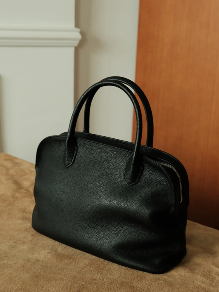 Fashion Simple Genuine Leather Women Shell Bag\Handbag Real Leather Lady Shoulder Crossbody Commuter Bag Big New
Fashion Simple Genuine Leather Women Shell Bag\Handbag Real Leather Lady Shoulder Crossbody Commuter Bag Big New