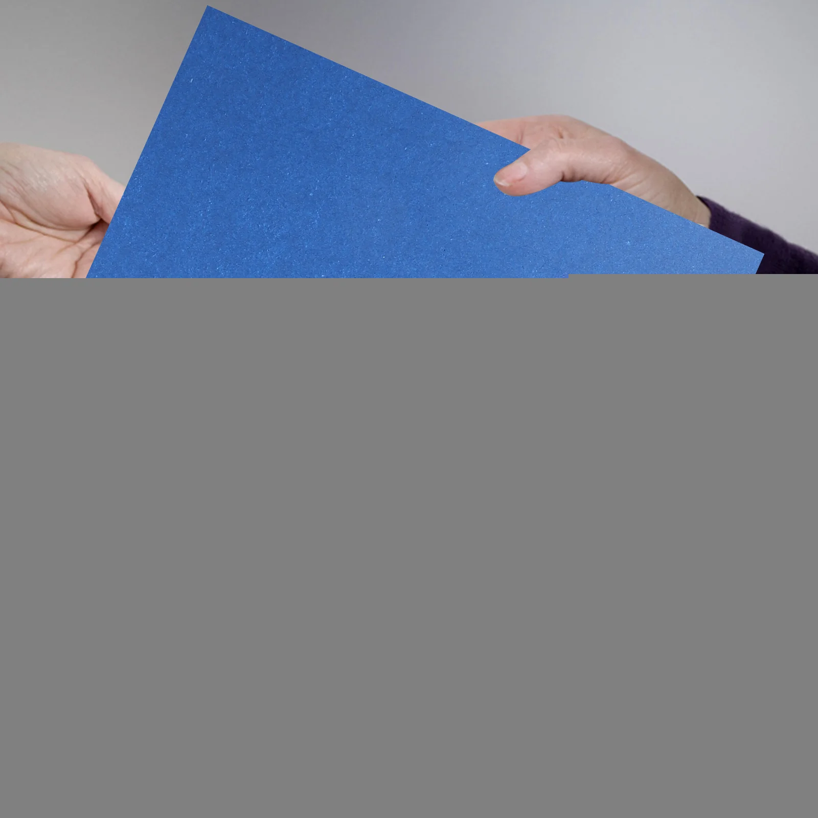500 A5 70g White Printing Paper Office School Multi-use Copying Sheets Ideal Crafts Printer Paper Blank Sheets
500 A5 70g White Printing Paper Office School Multi-use Copying Sheets Ideal Crafts Printer Paper Blank Sheets