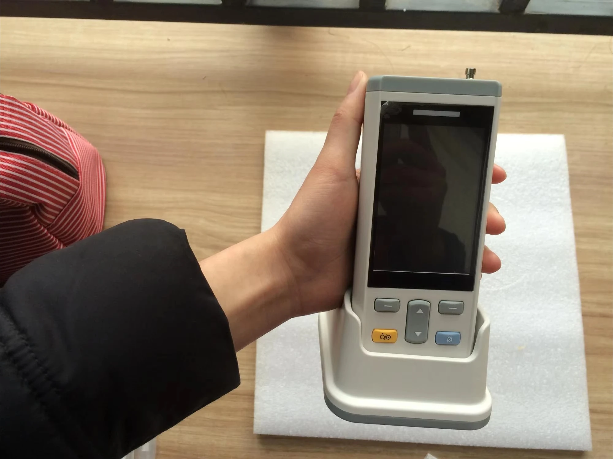 VT200A V ital Patient With SPO2,NIBP,TEMP From Ronseda