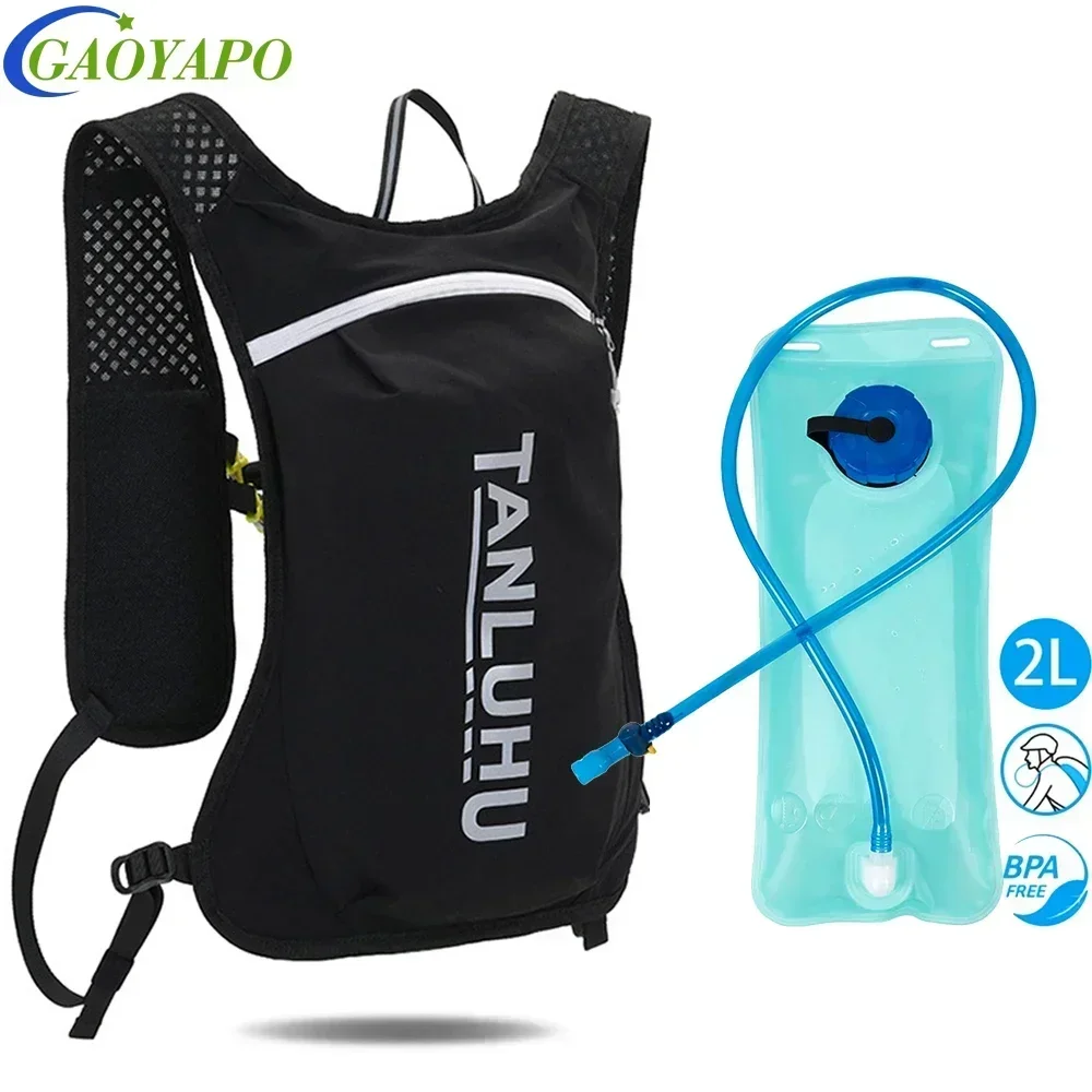 1PCS Hydration Backpack with 2L Water Bladder,Lightweight Hydration Bladder Pack for Women Men Water Backpack Outdoor for Hiking
1PCS Hydration Backpack with 2L Water Bladder,Lightweight Hydration Bladder Pack for Women Men Water Backpack Outdoor for Hiking
