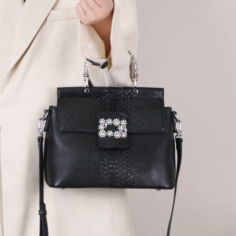 2026 New Fashionable Handheld Diamond Bag with High Quality, Single Shoulder Crossbody Bag, Exquisite Banquet Light Luxury Bag
2026 New Fashionable Handheld Diamond Bag with High Quality, Single Shoulder Crossbody Bag, Exquisite Banquet Light Luxury Bag