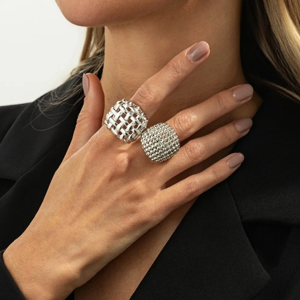 Adjustable Irregular Square Open Rings Wide Finger Zinc Alloy Metal Weave Hollow Rings Chunky Design Gold And Silver
Adjustable Irregular Square Open Rings Wide Finger Zinc Alloy Metal Weave Hollow Rings Chunky Design Gold And Silver