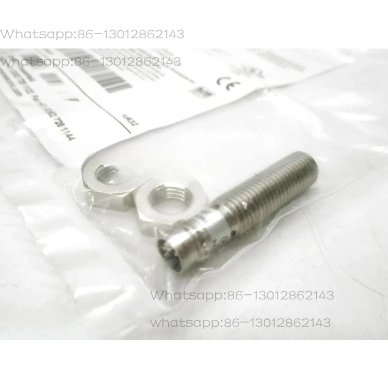Interrupteurs de proximité IFRM 08P17A3/S35L IFRM 08P37A3/S35L
Interrupteurs de proximité IFRM 08P17A3/S35L IFRM 08P37A3/S35L