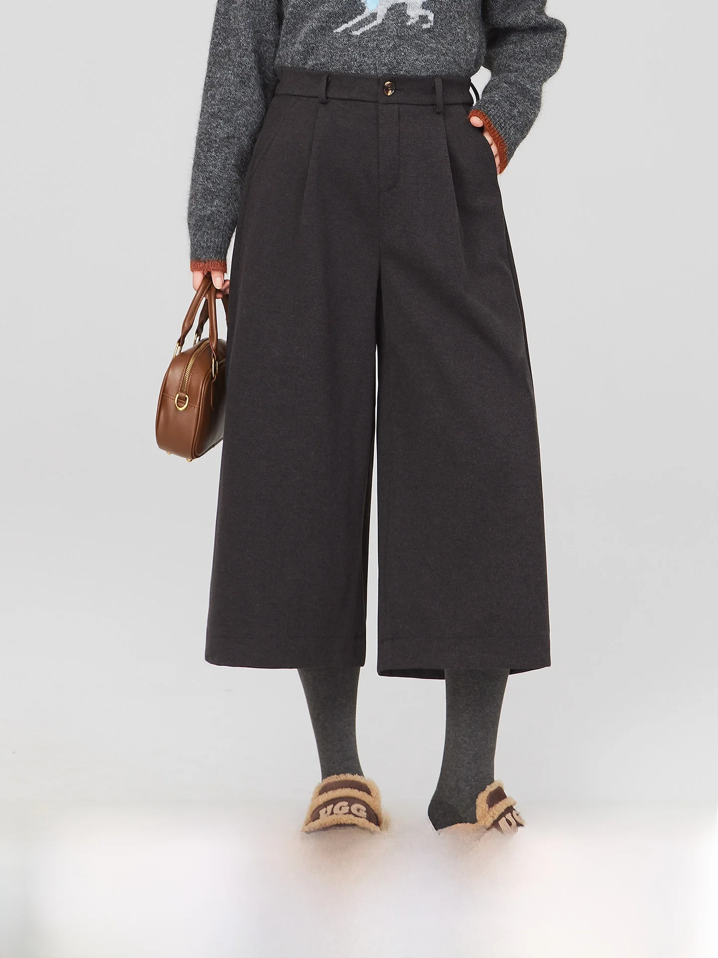 plus Size Women's Woolen Trousers Straight Leg Loose Fit Thiened Casual Wide Leg Pants High Waist Commute Sle Korean Version
plus Size Women's Woolen Trousers Straight Leg Loose Fit Thiened Casual Wide Leg Pants High Waist Commute Sle Korean Version